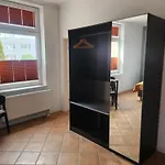 Unterwegs Ins Apartmenthaus Ehemalige Apartmenthaus Unterwegs 3* Rostock