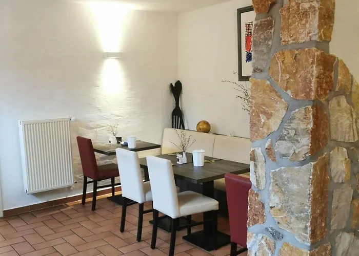 Unterwegs Ins Apartmenthaus Ehemalige Apartmenthaus Unterwegs 3*