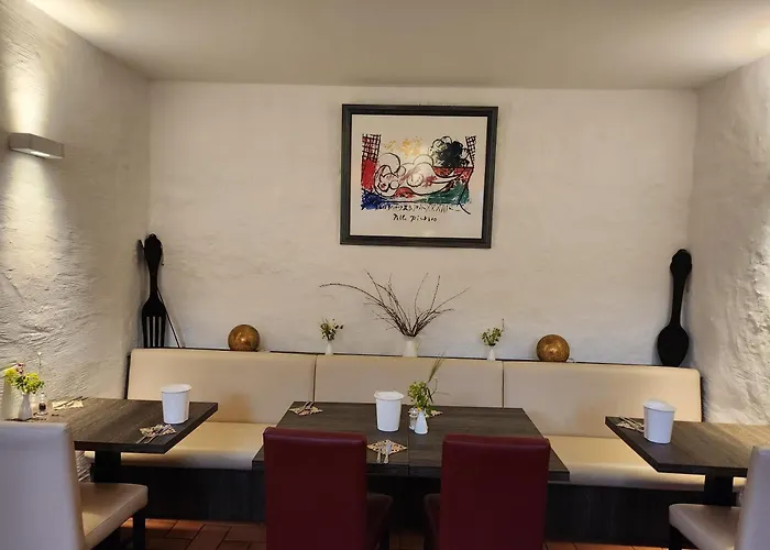 Unterwegs Ins Apartmenthaus Ehemalige Apartmenthaus Unterwegs アパートホテル 3*