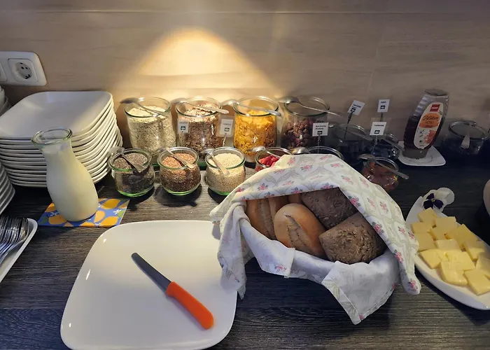 Unterwegs Ins Apartmenthaus Ehemalige Apartmenthaus Unterwegs ロストック