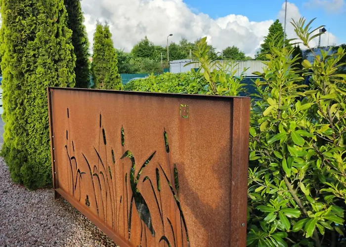 Unterwegs Ins Apartmenthaus Ehemalige Apartmenthaus Unterwegs ロストック